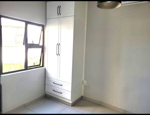 1 BEDROOM APARTMENT FOR SALE IN UVONGO BEACH